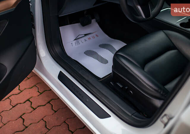 Тесла Модель 3, об'ємом двигуна 0 л та пробігом 75 тис. км за 23499 $, фото 46 на Automoto.ua