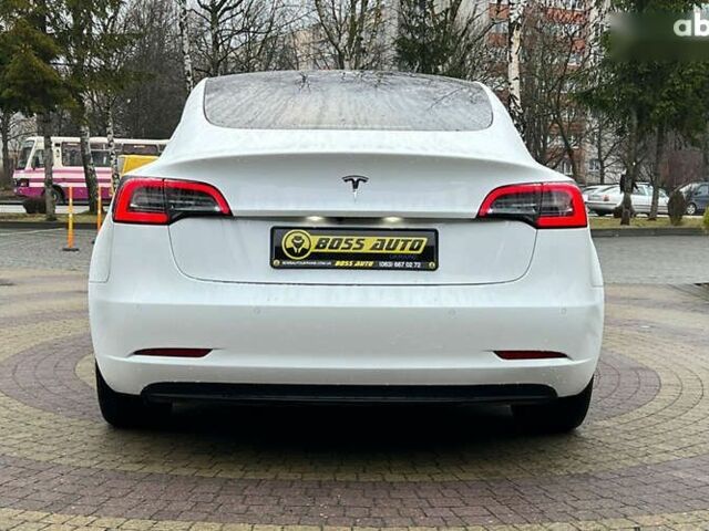 Тесла Модель 3, объемом двигателя 0 л и пробегом 33 тыс. км за 21300 $, фото 5 на Automoto.ua