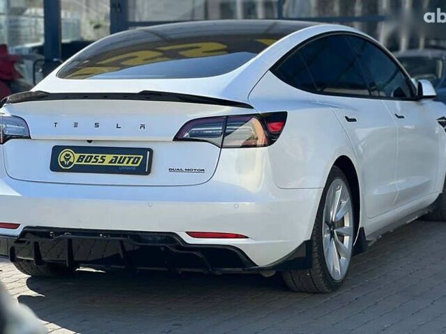 Тесла Модель 3, объемом двигателя 0 л и пробегом 53 тыс. км за 23999 $, фото 5 на Automoto.ua