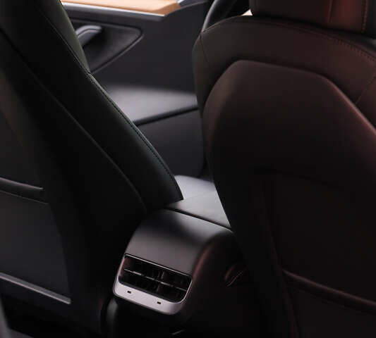 Тесла Модель 3, об'ємом двигуна 0 л та пробігом 30 тис. км за 28000 $, фото 19 на Automoto.ua