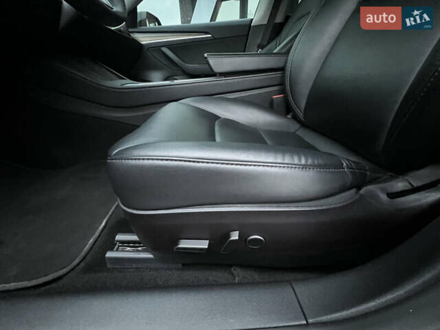 Тесла Модель 3, объемом двигателя 0 л и пробегом 94 тыс. км за 24500 $, фото 18 на Automoto.ua