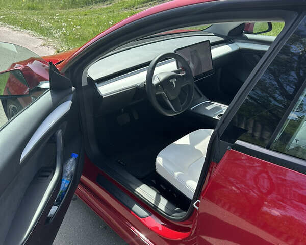 Тесла Модель 3, объемом двигателя 0 л и пробегом 73 тыс. км за 25200 $, фото 1 на Automoto.ua