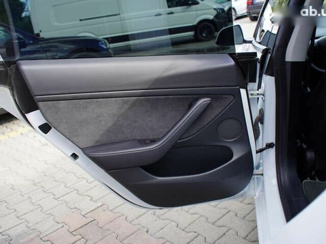 Тесла Модель 3, объемом двигателя 0 л и пробегом 33 тыс. км за 20999 $, фото 23 на Automoto.ua