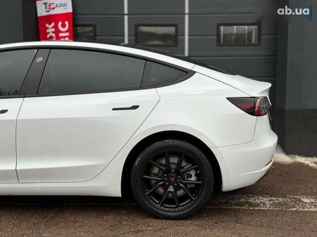 Тесла Модель 3, объемом двигателя 0 л и пробегом 117 тыс. км за 20999 $, фото 6 на Automoto.ua