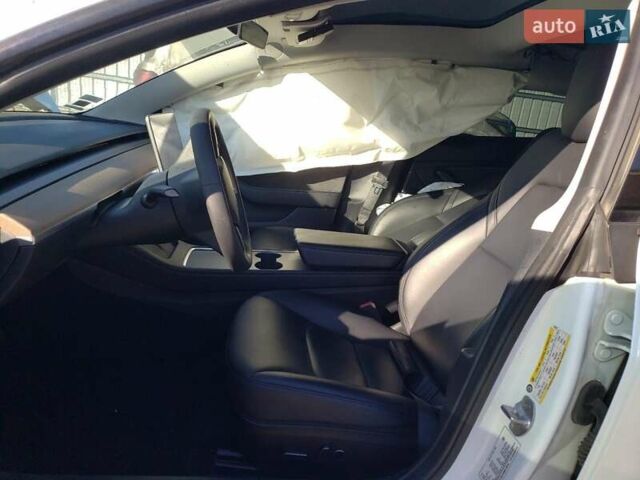 Тесла Модель 3, об'ємом двигуна 0 л та пробігом 59 тис. км за 7800 $, фото 6 на Automoto.ua