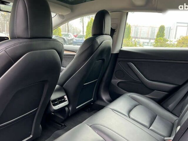 Тесла Модель 3, объемом двигателя 0 л и пробегом 35 тыс. км за 24500 $, фото 16 на Automoto.ua