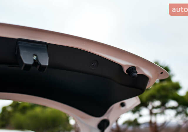 Тесла Модель 3, об'ємом двигуна 0 л та пробігом 75 тис. км за 23499 $, фото 19 на Automoto.ua