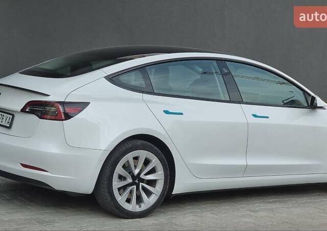 Тесла Модель 3, объемом двигателя 0 л и пробегом 15 тыс. км за 23200 $, фото 4 на Automoto.ua