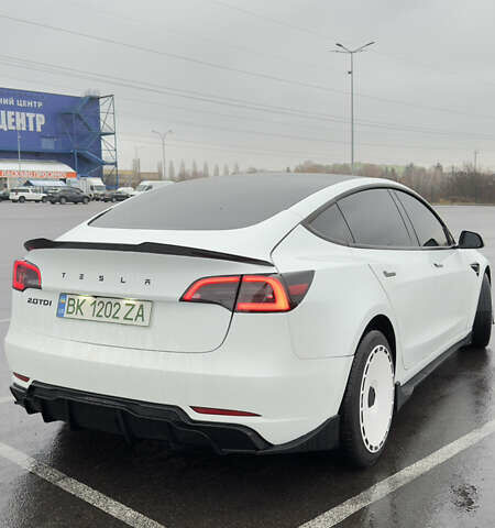 Тесла Модель 3, об'ємом двигуна 0 л та пробігом 15 тис. км за 22000 $, фото 6 на Automoto.ua