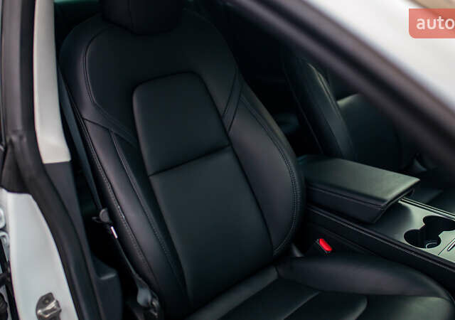 Тесла Модель 3, об'ємом двигуна 0 л та пробігом 75 тис. км за 23499 $, фото 41 на Automoto.ua