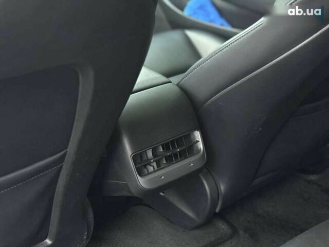 Тесла Модель 3, объемом двигателя 0 л и пробегом 160 тыс. км за 17999 $, фото 24 на Automoto.ua