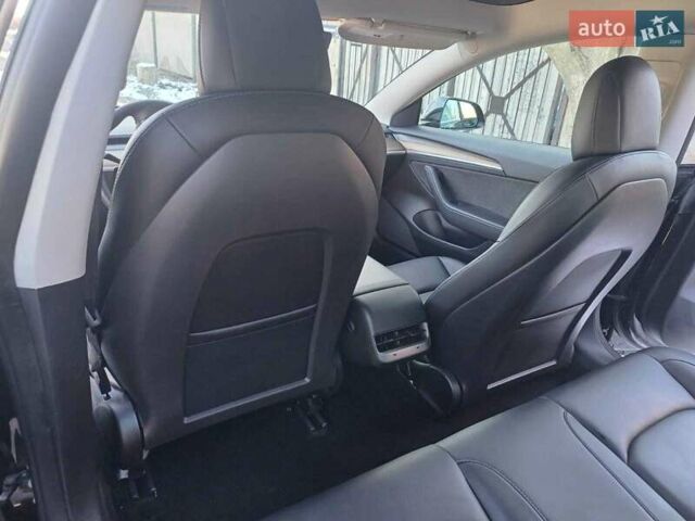 Тесла Модель 3, объемом двигателя 0 л и пробегом 70 тыс. км за 24300 $, фото 11 на Automoto.ua