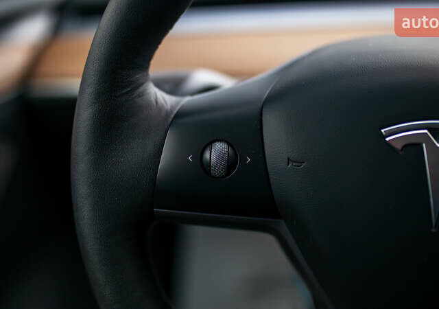 Тесла Модель 3, об'ємом двигуна 0 л та пробігом 75 тис. км за 23499 $, фото 54 на Automoto.ua