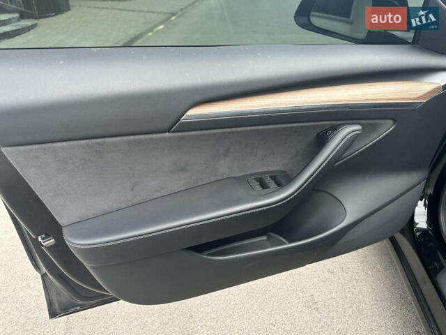 Тесла Модель 3, объемом двигателя 0 л и пробегом 57 тыс. км за 20500 $, фото 6 на Automoto.ua
