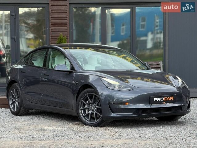 Тесла Модель 3, об'ємом двигуна 0 л та пробігом 33 тис. км за 21500 $, фото 1 на Automoto.ua