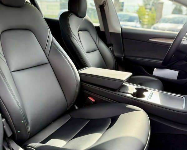 Тесла Модель 3, объемом двигателя 0 л и пробегом 12 тыс. км за 27900 $, фото 22 на Automoto.ua