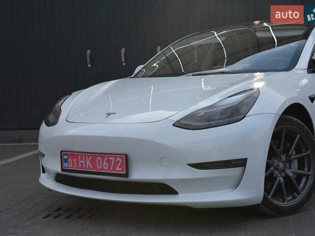 Тесла Модель 3, об'ємом двигуна 0 л та пробігом 81 тис. км за 18499 $, фото 2 на Automoto.ua