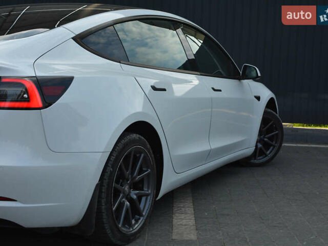 Тесла Модель 3, об'ємом двигуна 0 л та пробігом 81 тис. км за 18499 $, фото 28 на Automoto.ua