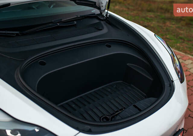 Тесла Модель 3, об'ємом двигуна 0 л та пробігом 75 тис. км за 23499 $, фото 5 на Automoto.ua