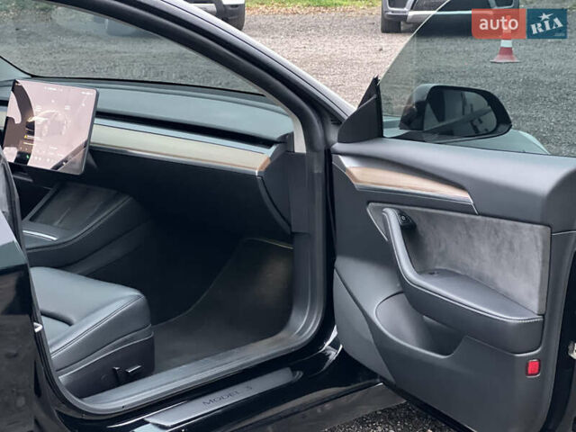 Тесла Модель 3, объемом двигателя 0 л и пробегом 94 тыс. км за 24500 $, фото 16 на Automoto.ua