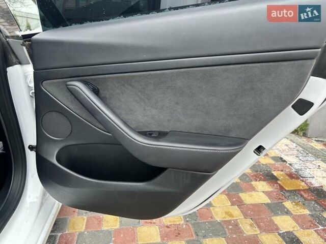 Тесла Модель 3, объемом двигателя 0 л и пробегом 10 тыс. км за 22500 $, фото 31 на Automoto.ua