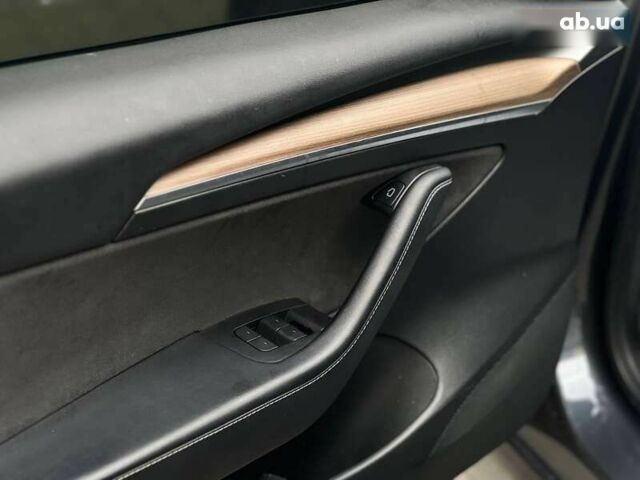 Тесла Модель 3, объемом двигателя 0 л и пробегом 50 тыс. км за 26000 $, фото 7 на Automoto.ua