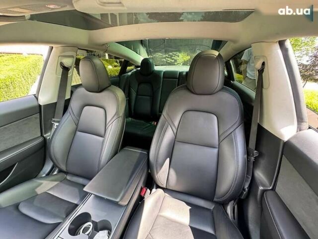 Тесла Модель 3, объемом двигателя 0 л и пробегом 39 тыс. км за 22999 $, фото 12 на Automoto.ua