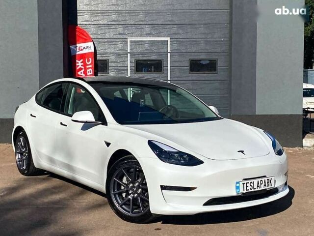 Тесла Модель 3, объемом двигателя 0 л и пробегом 3 тыс. км за 25999 $, фото 1 на Automoto.ua