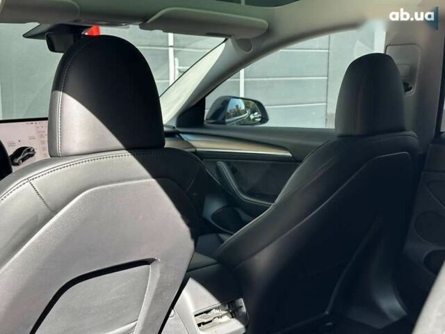 Тесла Модель 3, объемом двигателя 0 л и пробегом 29 тыс. км за 23500 $, фото 15 на Automoto.ua