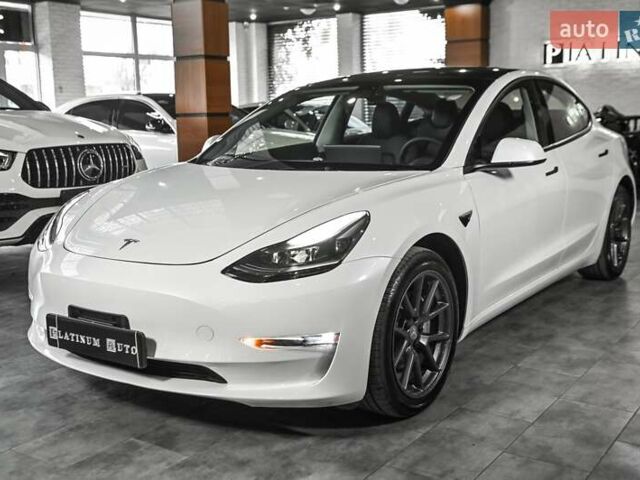 Тесла Модель 3, об'ємом двигуна 0 л та пробігом 2 тис. км за 26900 $, фото 1 на Automoto.ua