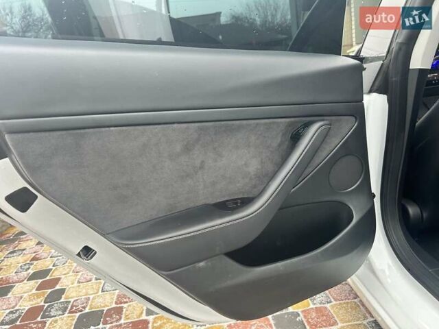 Тесла Модель 3, объемом двигателя 0 л и пробегом 10 тыс. км за 22500 $, фото 41 на Automoto.ua