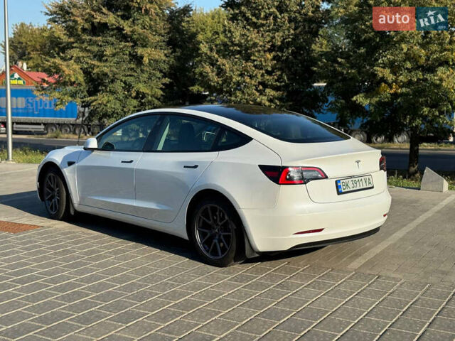 Тесла Модель 3, объемом двигателя 0 л и пробегом 24 тыс. км за 22900 $, фото 13 на Automoto.ua