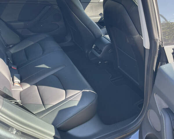 Тесла Модель 3, об'ємом двигуна 0 л та пробігом 18 тис. км за 18500 $, фото 28 на Automoto.ua