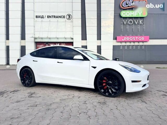 Тесла Модель 3, объемом двигателя 0 л и пробегом 69 тыс. км за 24999 $, фото 8 на Automoto.ua