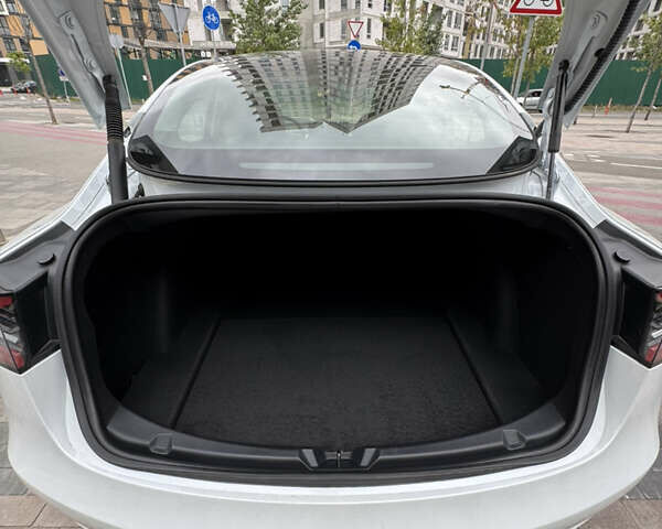 Тесла Модель 3, объемом двигателя 0 л и пробегом 14 тыс. км за 21700 $, фото 12 на Automoto.ua