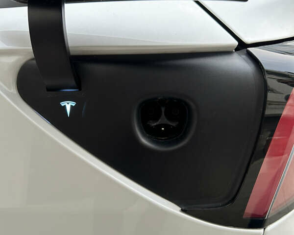 Тесла Модель 3, объемом двигателя 0 л и пробегом 15 тыс. км за 28500 $, фото 13 на Automoto.ua