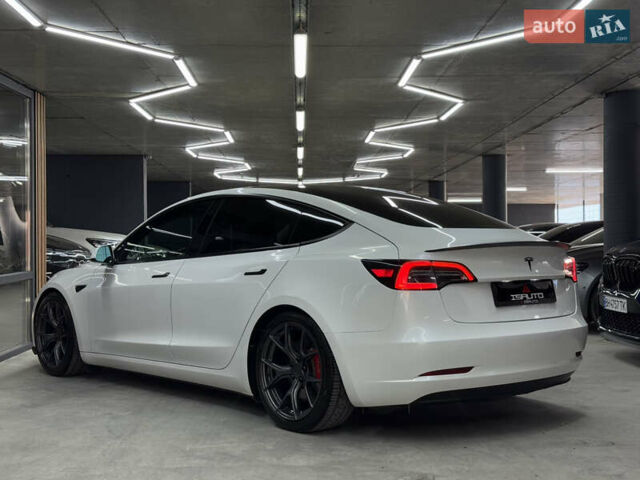 Тесла Модель 3, объемом двигателя 0 л и пробегом 42 тыс. км за 24900 $, фото 7 на Automoto.ua