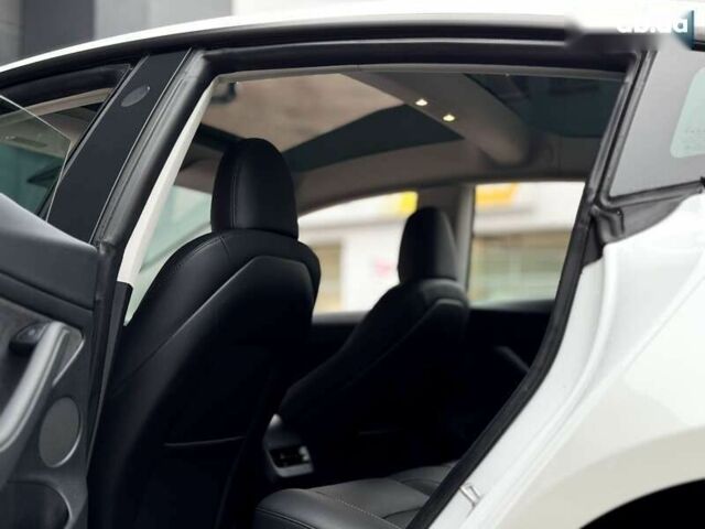 Тесла Модель 3, объемом двигателя 0 л и пробегом 23 тыс. км за 23500 $, фото 15 на Automoto.ua