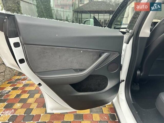 Тесла Модель 3, объемом двигателя 0 л и пробегом 10 тыс. км за 22500 $, фото 14 на Automoto.ua