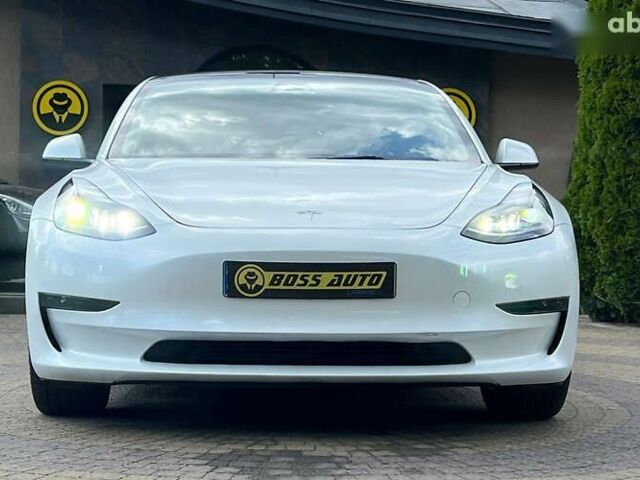 Тесла Модель 3, объемом двигателя 0 л и пробегом 41 тыс. км за 18500 $, фото 1 на Automoto.ua