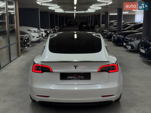Тесла Модель 3, объемом двигателя 0 л и пробегом 42 тыс. км за 24900 $, фото 5 на Automoto.ua