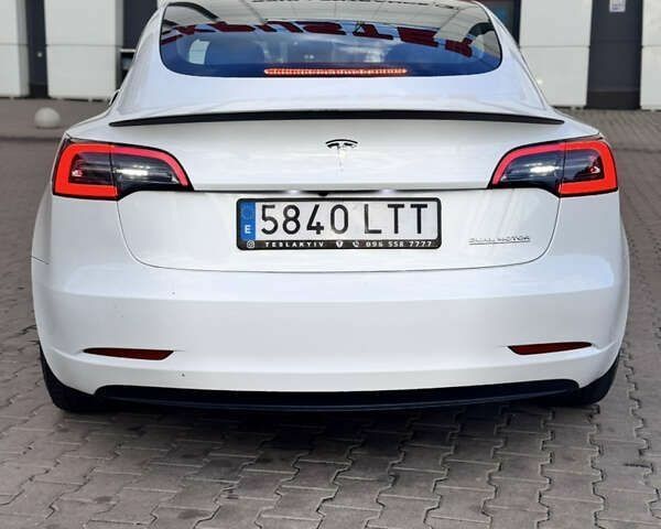 Тесла Модель 3, объемом двигателя 0 л и пробегом 69 тыс. км за 24999 $, фото 13 на Automoto.ua