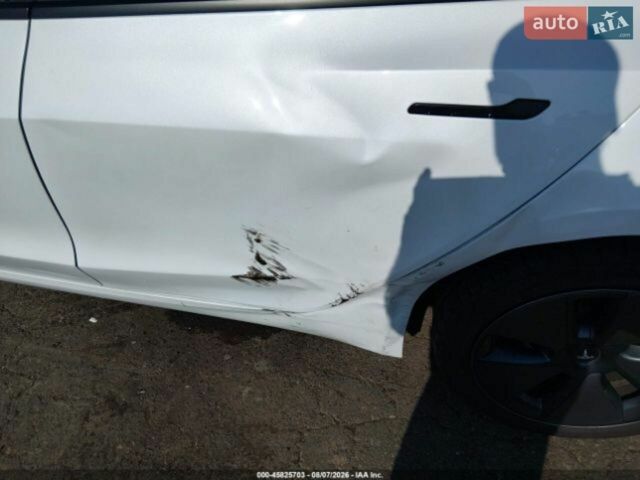 Тесла Модель 3, объемом двигателя 0 л и пробегом 76 тыс. км за 5800 $, фото 5 на Automoto.ua