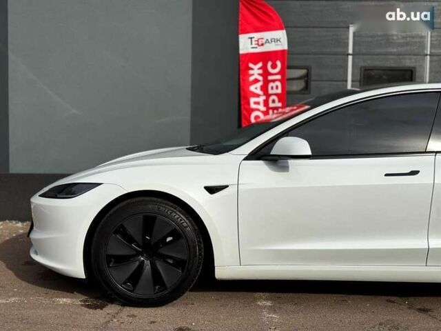 Тесла Модель 3, объемом двигателя 0 л и пробегом 7 тыс. км за 28999 $, фото 4 на Automoto.ua