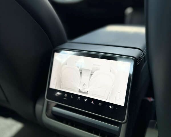 Тесла Модель 3, объемом двигателя 0 л и пробегом 1 тыс. км за 28600 $, фото 25 на Automoto.ua