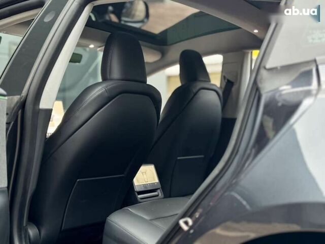 Тесла Модель 3, объемом двигателя 0 л и пробегом 12 тыс. км за 31999 $, фото 15 на Automoto.ua