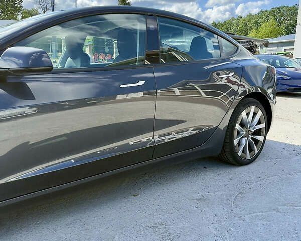Тесла Модель 3, объемом двигателя 0 л и пробегом 1 тыс. км за 29000 $, фото 12 на Automoto.ua