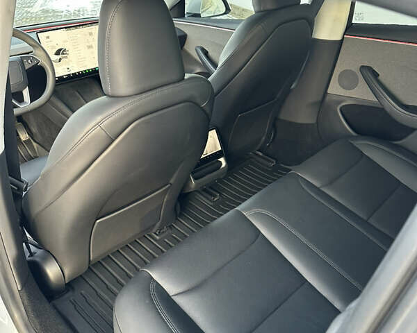 Тесла Модель 3, объемом двигателя 0 л и пробегом 21 тыс. км за 27500 $, фото 16 на Automoto.ua