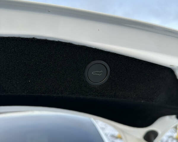 Тесла Модель 3, объемом двигателя 0 л и пробегом 21 тыс. км за 27500 $, фото 18 на Automoto.ua