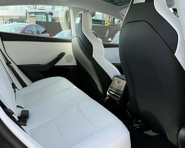 Тесла Модель 3, объемом двигателя 0 л и пробегом 1 тыс. км за 49900 $, фото 21 на Automoto.ua
